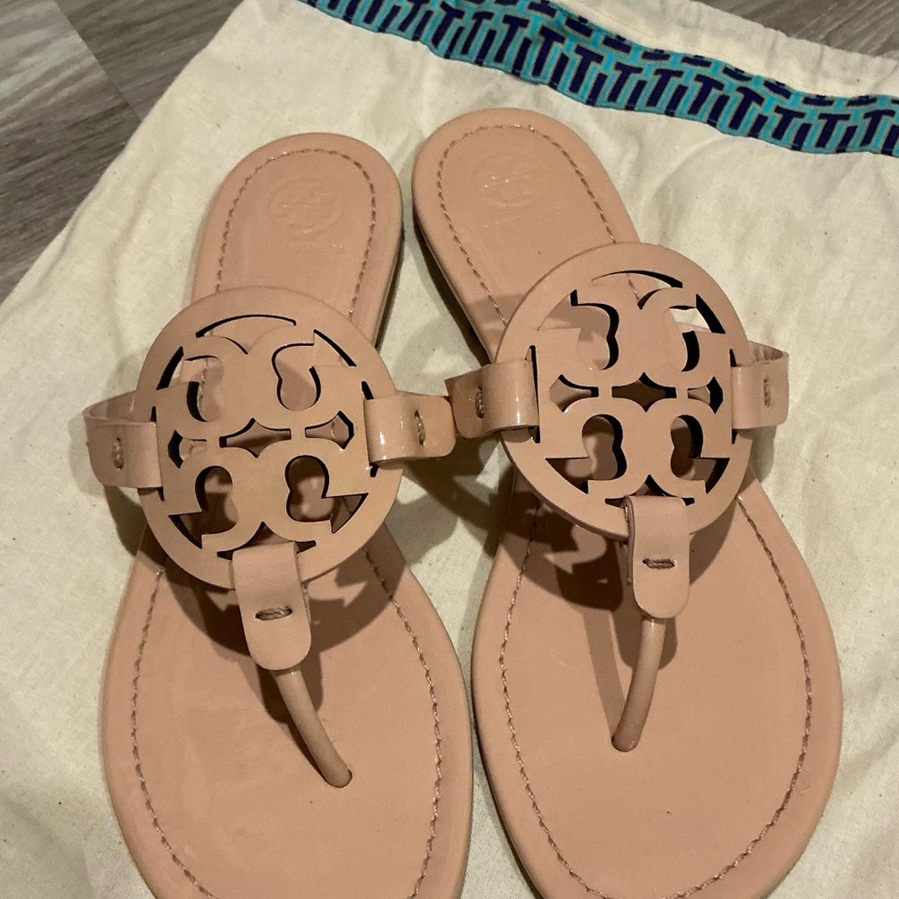 Tory Burch Miller Women's patent leather seashell pink Sandals